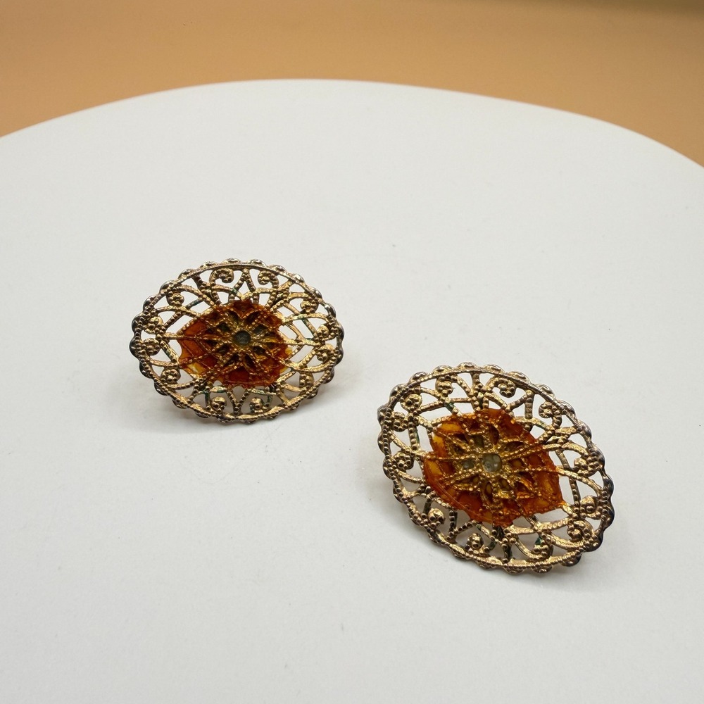 Vintage Gold & Amber Tone Filigree Oval Stud Earrings Ornate Statement Jewelry
